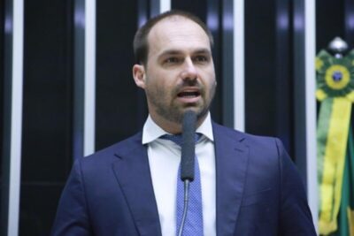 Câmara encaminha ao Conselho de Ética pedidos de cassação de Eduardo Bolsonaro