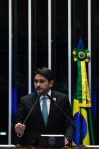 Deputado Juscelino Filho apresenta projeto de lei contra fraudes digitais