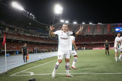 Fluminense vence e depende apenas de empate para avançar na Sul-Americana