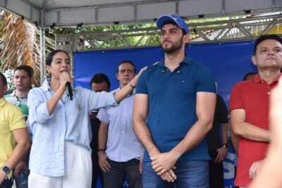 Daniella participa de entregas em defesa da população caxiense