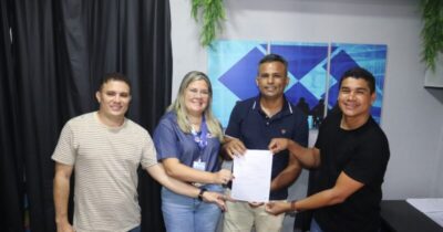 Presidente Sarney firma parceria com Sebrae para impulsionar o empreendedorismo local