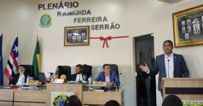 Prefeito Toca Serra participa da reinauguração da Câmara Municipal e da posse do vereador Zé Crente