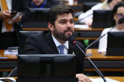 Deputado Marreca Filho sai em defesa de Brandão contra ataques políticos infundados