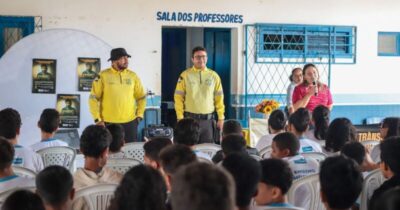 Prefeitura de Timon realiza palestra educativa sobre trânsito na EMEF Pedro Falcão Lopes
