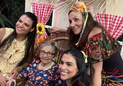 Dona Dilu Mendes reúne familiares e amigos para comemorar seus 95 anos