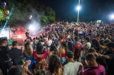 Louvor Jovem retorna nesta segunda-feira com noite de adoração na Praça da Catedral