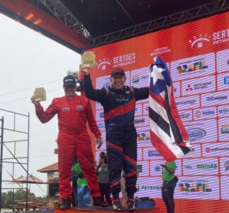 Fábio Cadasso e Marcus Vinicius são vice-campeões no 33º Rally dos Sertões