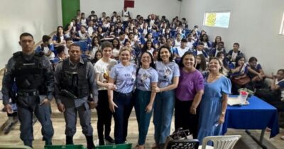 A OAB PINHEIRO PROMOVE RODA DE CONVERSA COM ALUNOS DA ESCOLA MUNICIPAL DOMINGOS PERDIGÃO, EM PACAS, PARA INFORMAR E ORIENTAR ACERCA DA VIOLÊNCIA CONTRA A MULHER