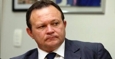 Com fama de não cumprir compromissos, Brandão enfrenta crescente desconfiança política no Maranhão e em Brasília.