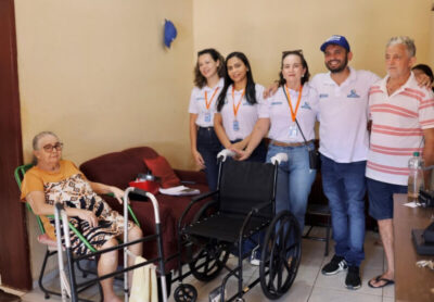 Prefeito Fernando Pessoa entrega cadeiras de rodas e reforça…