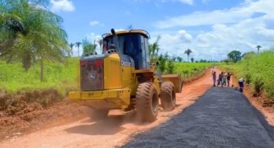 Prefeitura de Bom Lugar realiza operação Tapa Buracos na estrada de acesso ao povoado Centro dos Farias