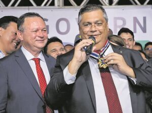 Flávio Dino manda investigar governador Carlos Brandão e gera polêmica sobre interferência política