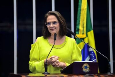 Senadora Damares Alves anuncia diagnóstico de câncer e declara confiança na cura