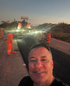 Eduardo DP fortalece liderança política e segue ao lado da esposa na caminhada rumo à Câmara Federal