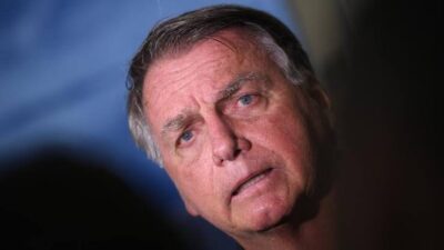 Por unanimidade, STF torna réus Bolsonaro e outros 7 por trama golpista