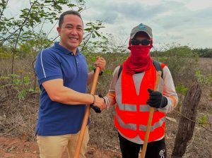 Prefeito André da RalpNet acompanha serviços de limpeza púbica, que seguem a todo vapor em Pinheiro