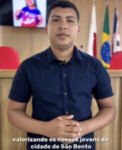 Prefeitura de São Bento realiza entrega de camisas do Programa Trabalho Jovem 2025