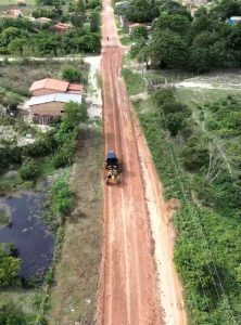 Prefeitura de Apicum-Açu avança com obras de infraestrutura, para melhorar acesso e segurança nas ruas da cidade