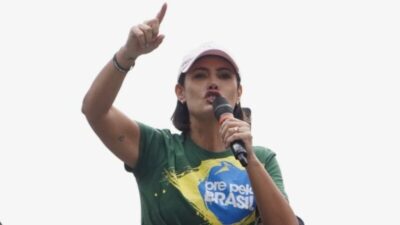 “Desdolarizar o dólar” ou desbolsonarizar o Brasil?