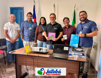 Prefeito Leo do Banco discute implantação da Sala do Empreendedor em Jatobá em parceria com o SEBRAE