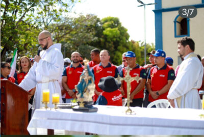 Carlos Brandão participa da Missa do Vaqueiro e da cavalgada da 33ª Vaquejada do Parque Onildo Maior, em Colinas