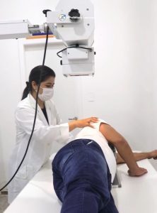 Prefeitura de Apicum-Açu garante pleno funcionamento do aparelho de Raio-X, no hospital do Município