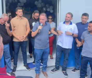 Erlanio Xavier prestigia inaugurações em Tuntum ao lado do prefeito Fernando Pessoa