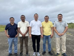 Prefeito de Pinheiro André da RalpNet, visita aeroporto e anuncia início das obras de reestruturação do local