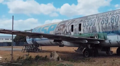 VÍDEO! Após quase 20 anos parada no aeroporto de São Luís, sucata de avião da Vasp é vendida e será transformada em quarto de hotel no Maranhão