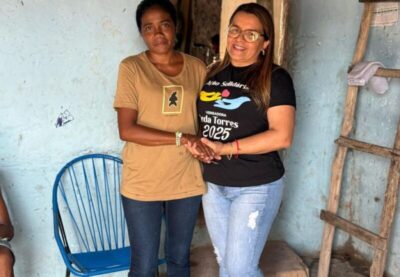 Vereadora Leda Torres realiza entrega de cestas básicas e fichas de peixes para a Semana Santa