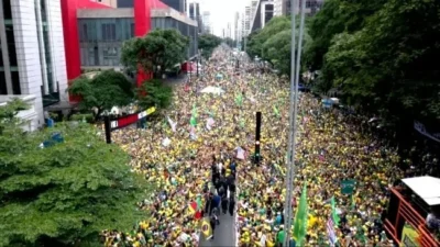 Presidente Bolsonaro, reúne na Avenida Paulista, centenas de milhares de pessoas,  em ato pela ANISTIA aos presos injustamente no dia 08/01/2023