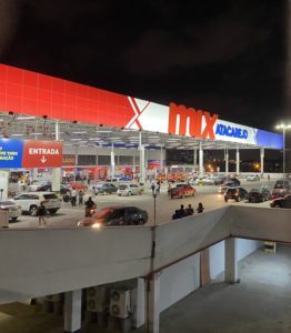 Tragédia no Mateus do Vinhais: Prateleiras desabam em cima de clientes