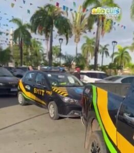 Operação da SMTT combate ao uso irregular de objetos para bloquear vagas em estacionamento
