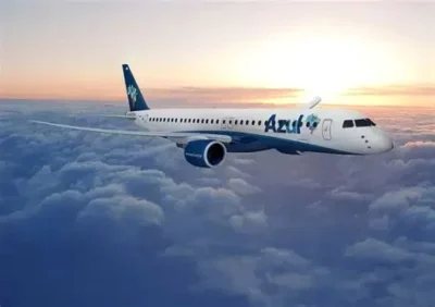Avião da Azul faz pouso de emergência em Brasília após ameaça de bomba; PF descarta explosivos