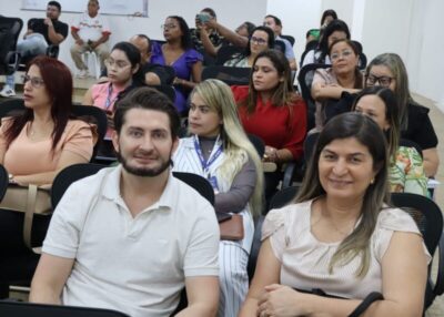 Profissionais da saúde participam de oficina de Planejamento Regional Integrado em Pinheiro