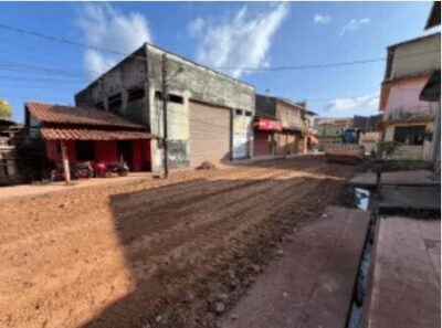 Prefeito André da RalpNet inicia pavimentação da rua Projetada, na Feira Municipal de Pinheiro