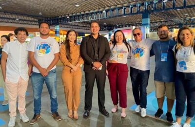 Prefeito Calvet Filho recebe inventário turístico no 5° Salão de Turismo, Rota das Emoções