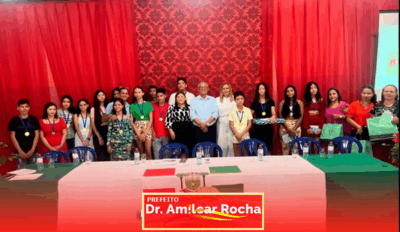Prefeito de Barreirinhas, Dr. Amilcar Rocha, realiza entrega de certificados e premia os vencedores do concurso de redação