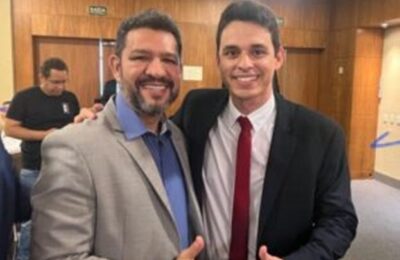 Prefeito Paraíba prestigia posse da nova presidência da FAMEM