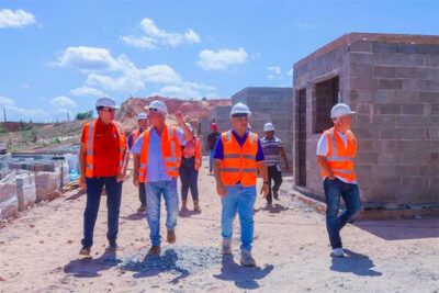Prefeitura de Codó avança na construção de casas no Monte Belo