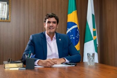 DF lança iniciativa para ajudar estudantes com 10 mil vagas em cursos preparatórios