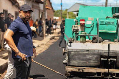 Moradores comemoram pavimentação de ruas de Bacabal