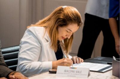 Iracema Vale participa do ato de assinatura que institui programa ‘Casa Esperança’