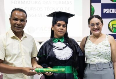 Pré-Candidato a Prefeito de Peri Mirim Prestigia Formatura dos Novos Técnicos em Enfermagem
