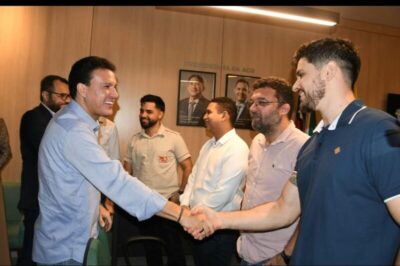 Felipe Camarão dialoga com classe empresarial de Imperatriz
