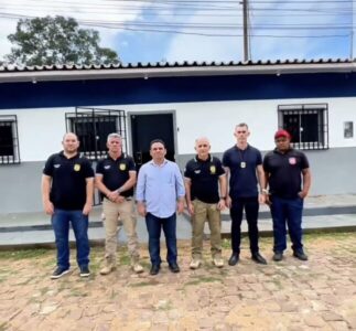 Secretário Maurício Martins e delegado Carlos Eduardo vistoriam novas instalações da delegacia de Pastos Bons