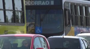 Usuários reclamam de constantes problemas em ônibus do transporte público da capital