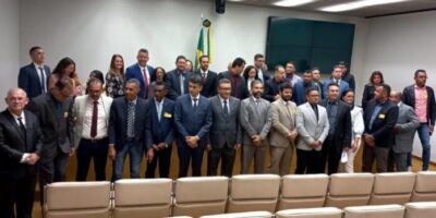 União Nacional dos Vice-Prefeitos é criada em reunião na Câmara dos Deputados