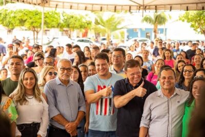 Vice-governador Felipe Camarão entrega hospital, abastecimento de água e mercado em Loreto e Alto Parnaíba