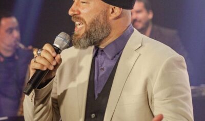 Villa do Vinho Bistrô celebra 12 anos com show de Sampél e Rodízio de Vinhos